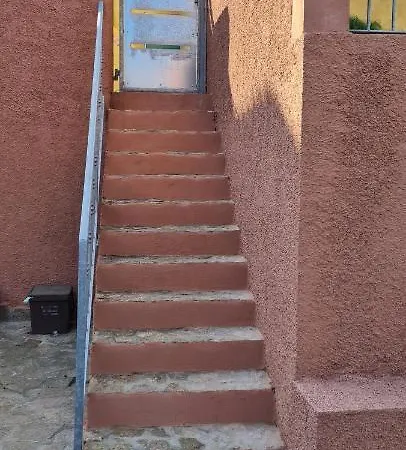 Apartment S&m House *